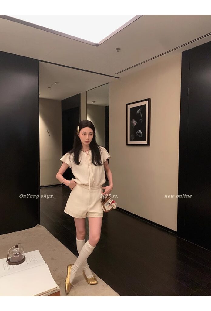 区区欧阳老钱风小飞袖衬衫女夏季设计感小众短袖衬衣撞色系带上衣 31 1746254476 详情图片 39