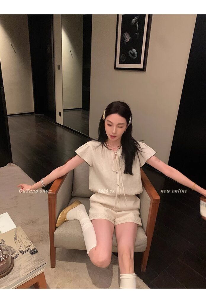 区区欧阳老钱风小飞袖衬衫女夏季设计感小众短袖衬衣撞色系带上衣 28 1746254477 详情图片 36